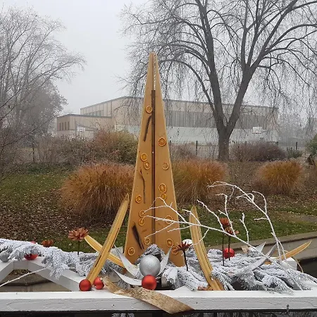 Les Colombages Апартаменты *