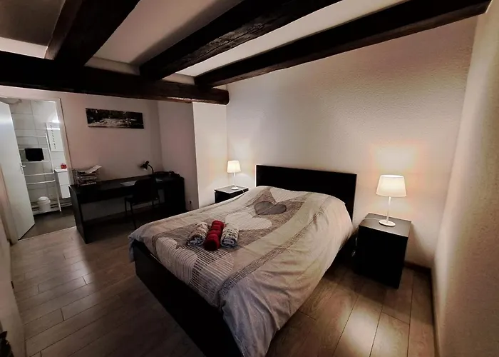 Les Colombages شقة